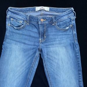🛍 Hollister jeans